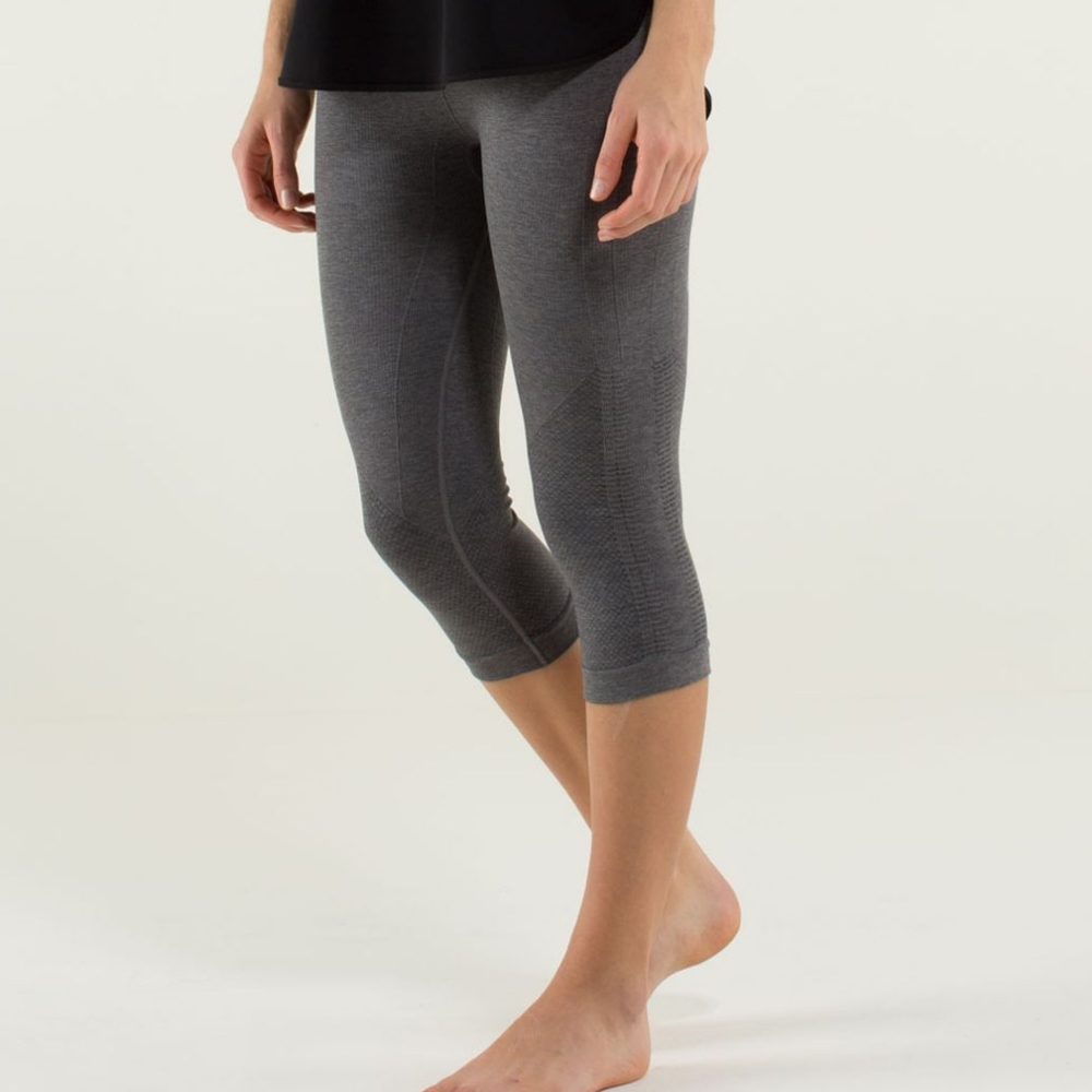 Lululemon In The Flow Crop II Legging